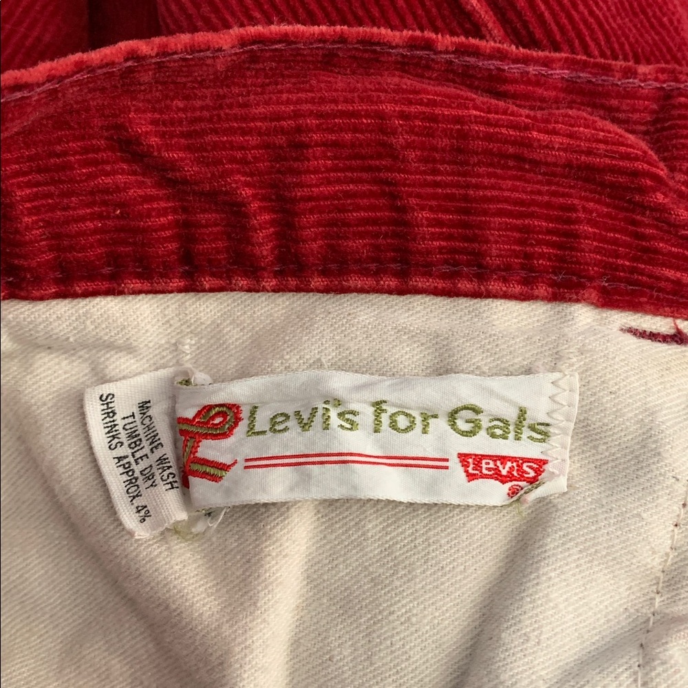 Levi’s Red Corduroy Skirt - Picture 4 of 4